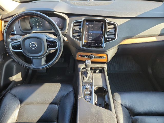 Used 2021 Volvo XC90 T6 Momentum w/ Protection Package Premier AWD/4WD image 18