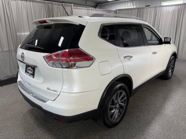 Used 2016 Nissan Rogue SL w/ SL Premium Package AWD/4WD image 4