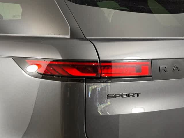 New 2027 Land Rover Range Rover Sport Dynamic SE AWD/4WD image 13