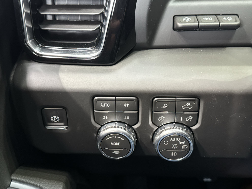 New 2026 GMC Sierra 2500 Denali w/ Denali Reserve Package AWD/4WD image 38