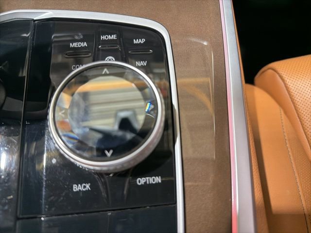 Used 2021 BMW X5 M50i w/ Executive Package image 39