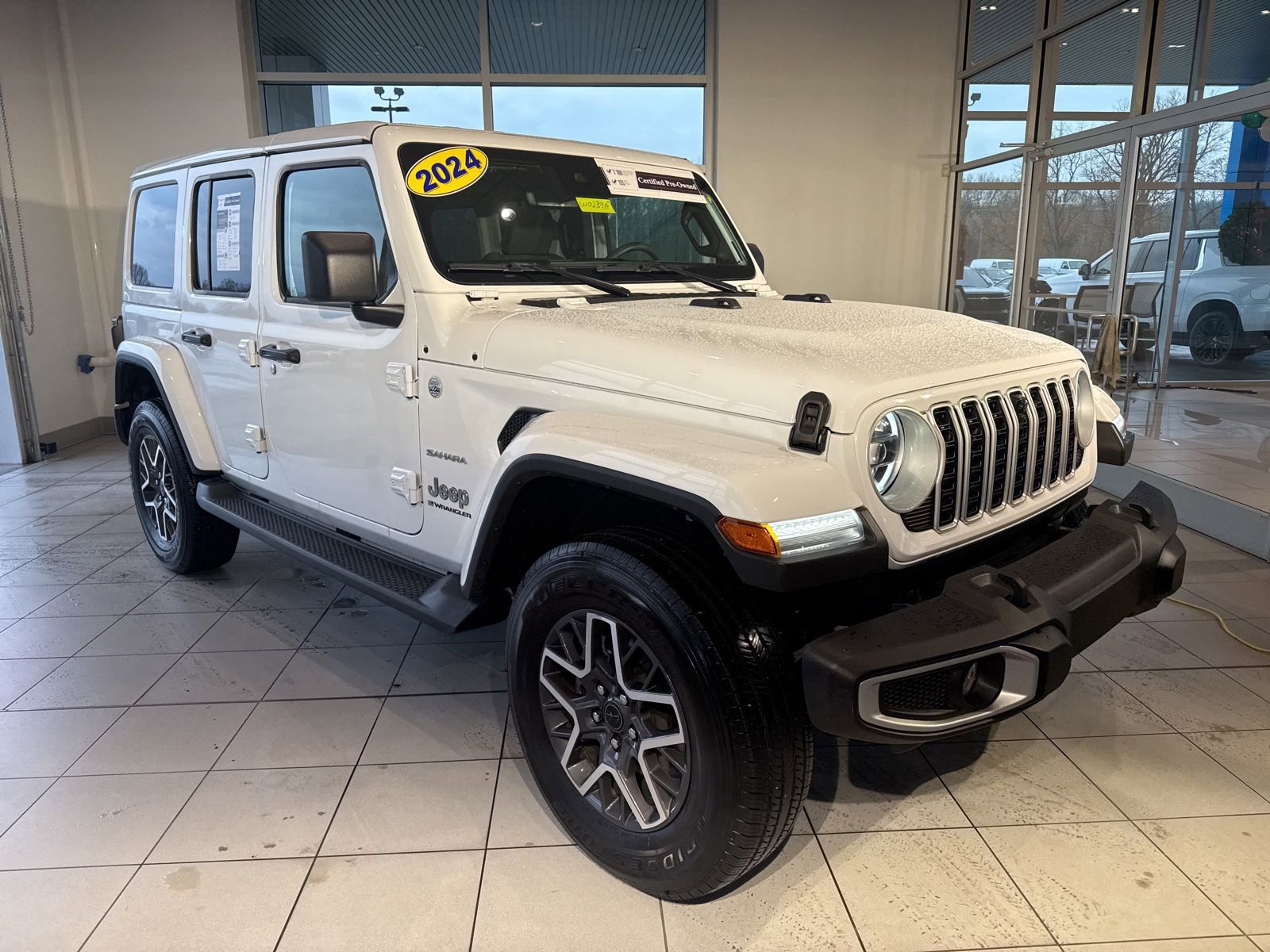Used 2024 Jeep Wrangler Sahara w/ Technology Group image 3