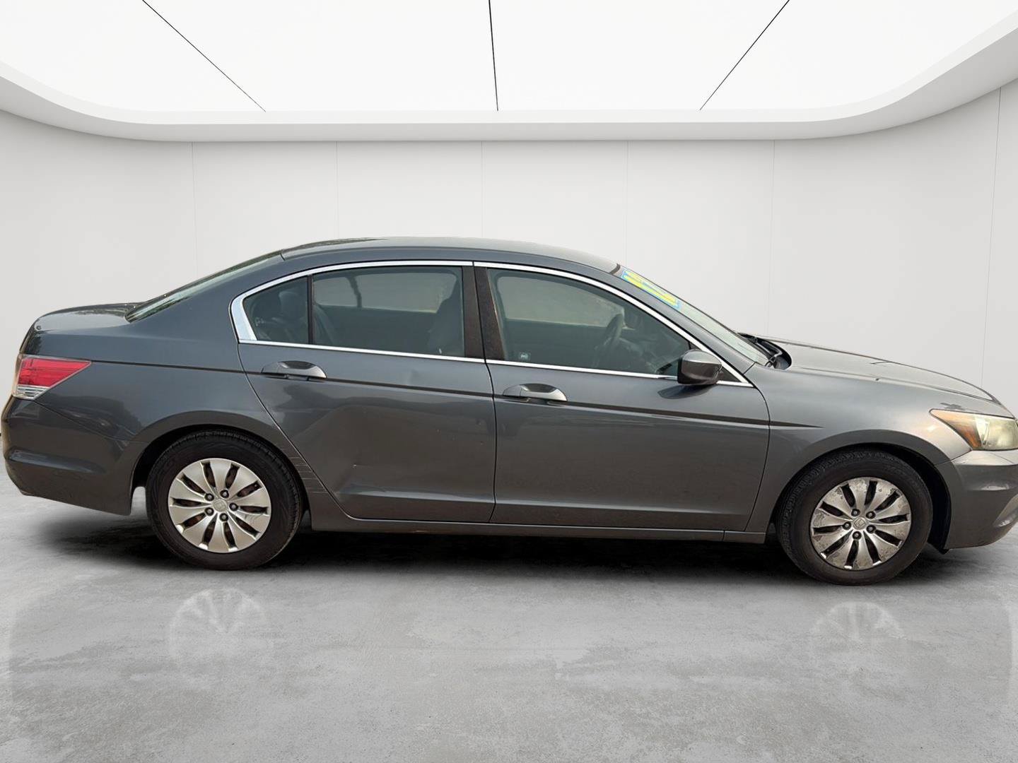 Used 2012 Honda Accord LX image 3
