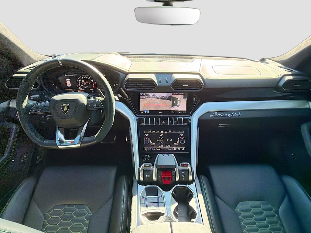 Used 2022 Lamborghini Urus image 21