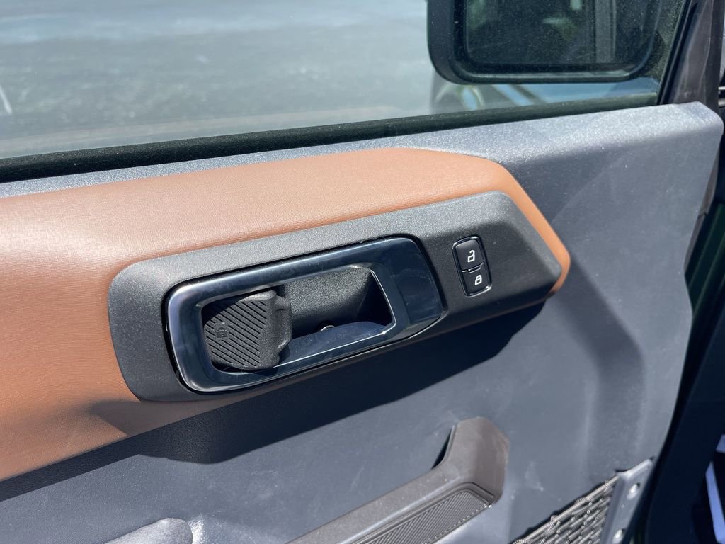 Used 2024 Ford Bronco Outer Banks image 13