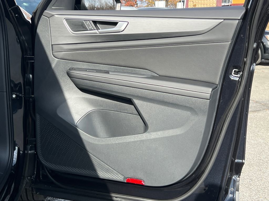 New 2026 Volkswagen Atlas Cross Sport SE image 8