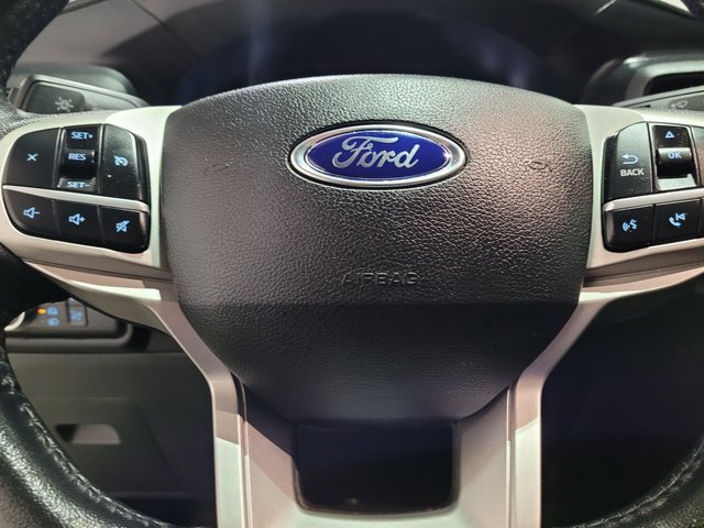 Used 2021 Ford Explorer XLT image 35