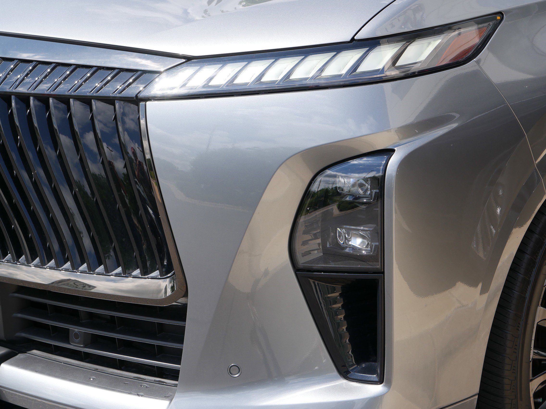 Certified 2025 INFINITI QX80 Autograph image 16