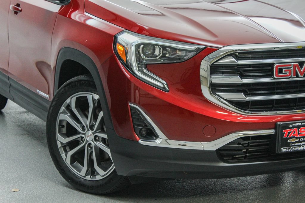 Used 2020 GMC Terrain SLT w/ Preferred Package AWD/4WD image 3