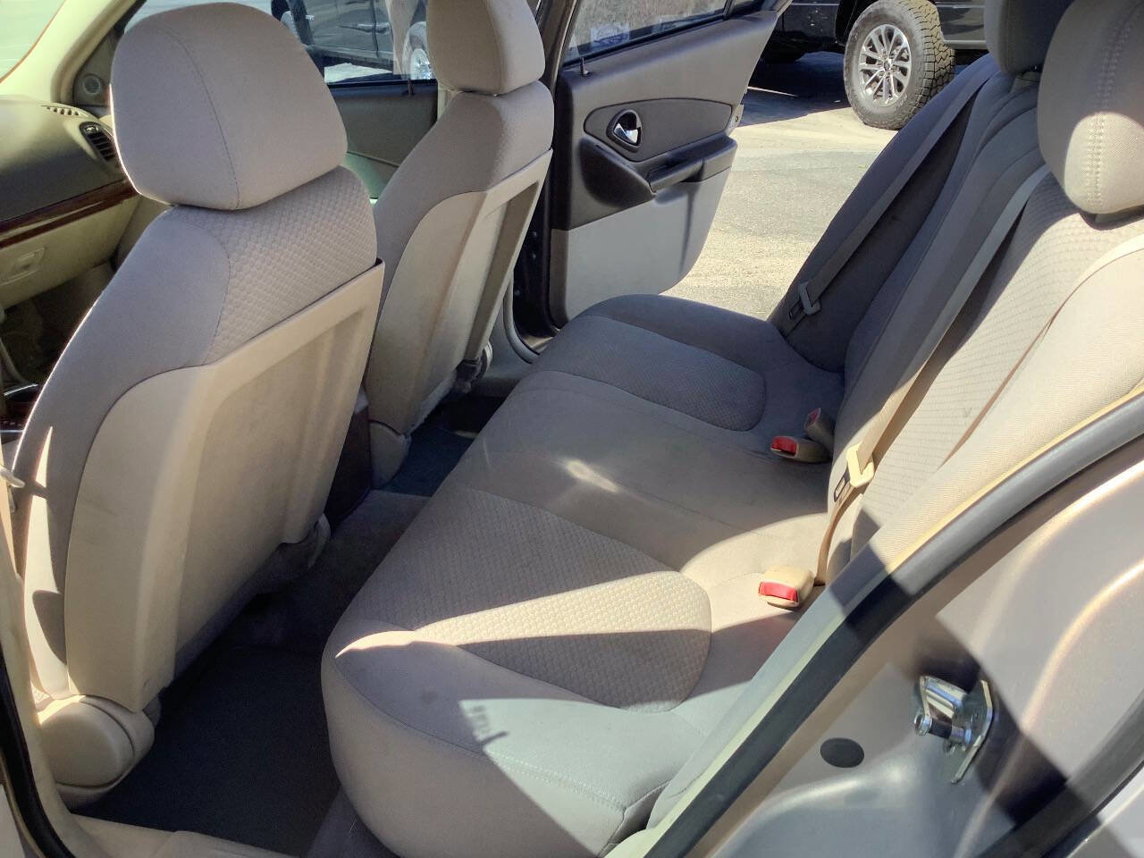 Used 2007 Chevrolet Malibu LS FWD image 27