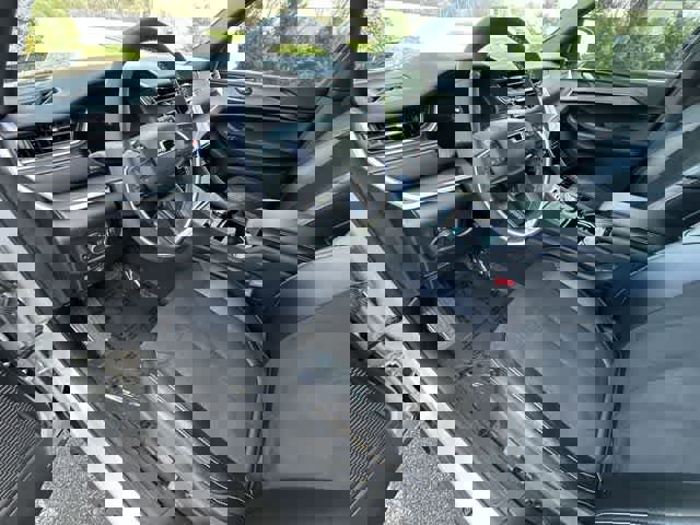 Used 2023 Jeep Grand Cherokee L Laredo image 17