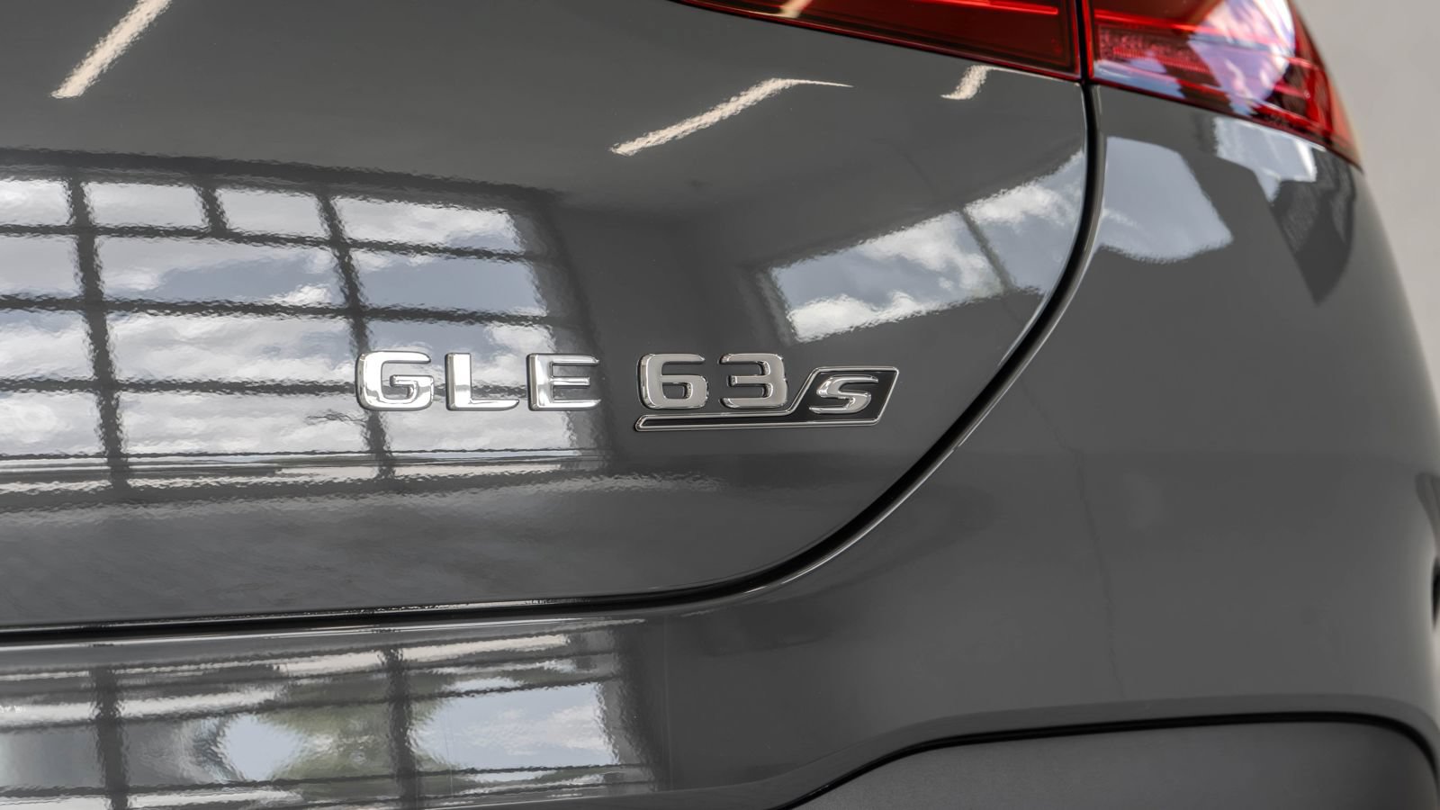New 2026 Mercedes-Benz GLE 63 AMG S image 24