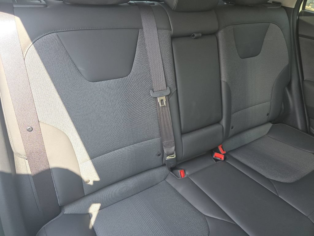 Used 2023 Kia Niro EX FWD image 20