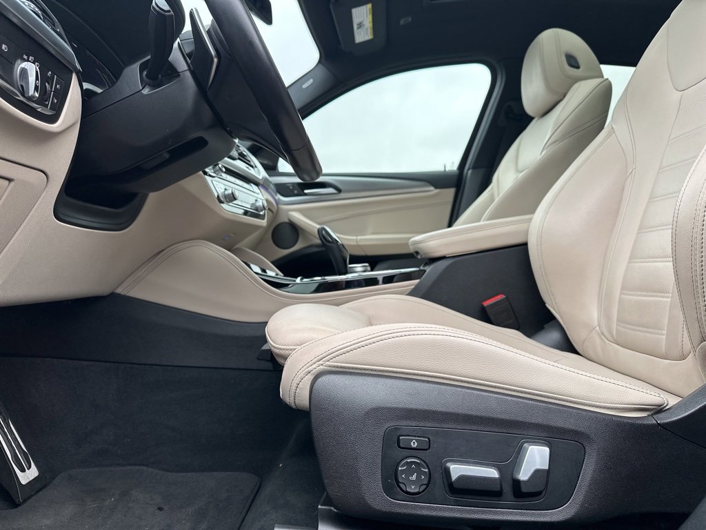 Used 2021 BMW X4 xDrive30i w/ M Sport Package image 24