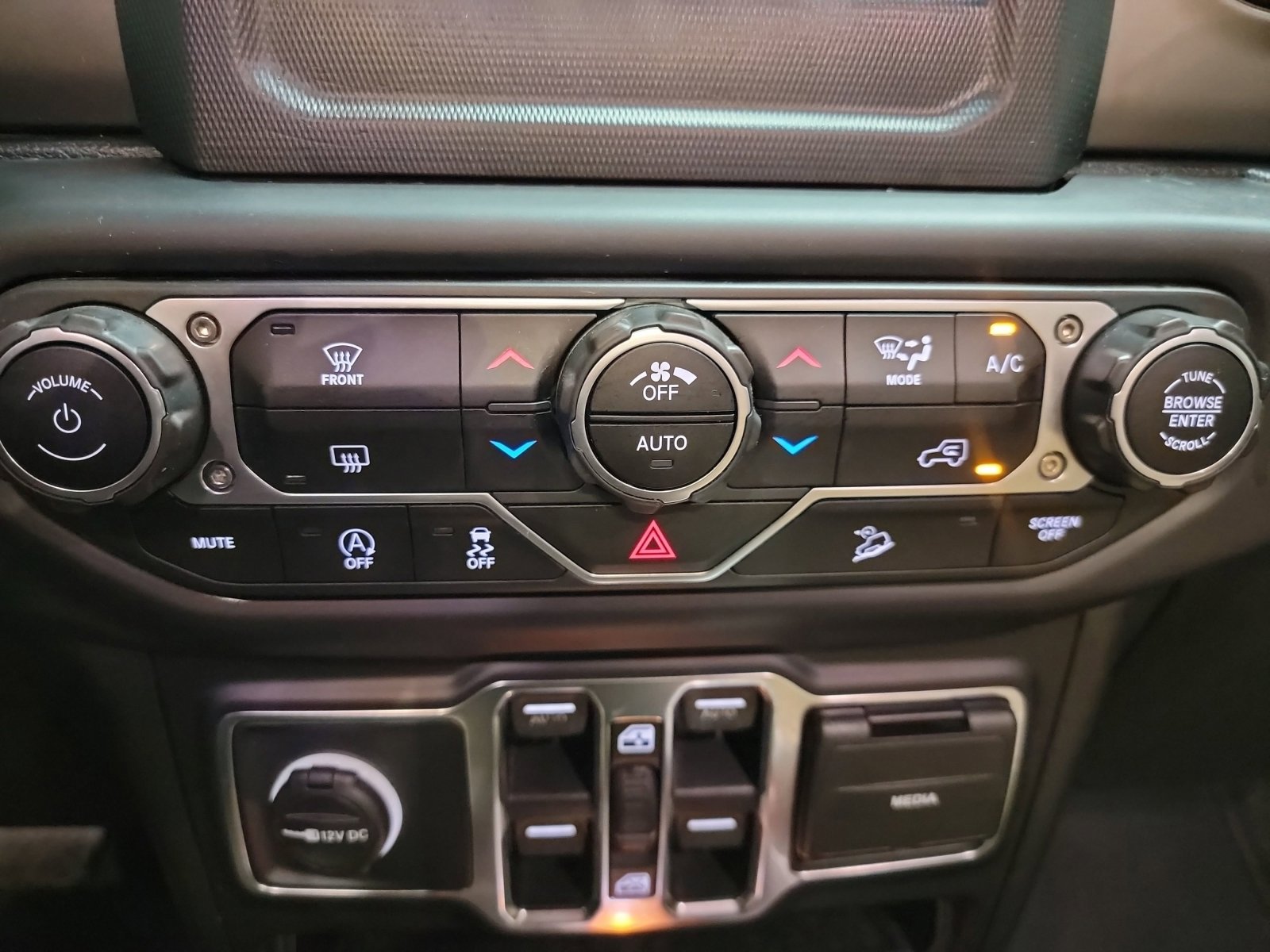 Used 2019 Jeep Wrangler Unlimited Sport S image 21