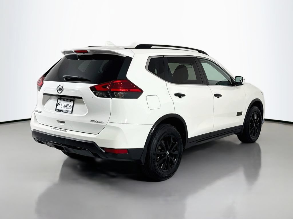 Used 2017 Nissan Rogue SV AWD/4WD image 5