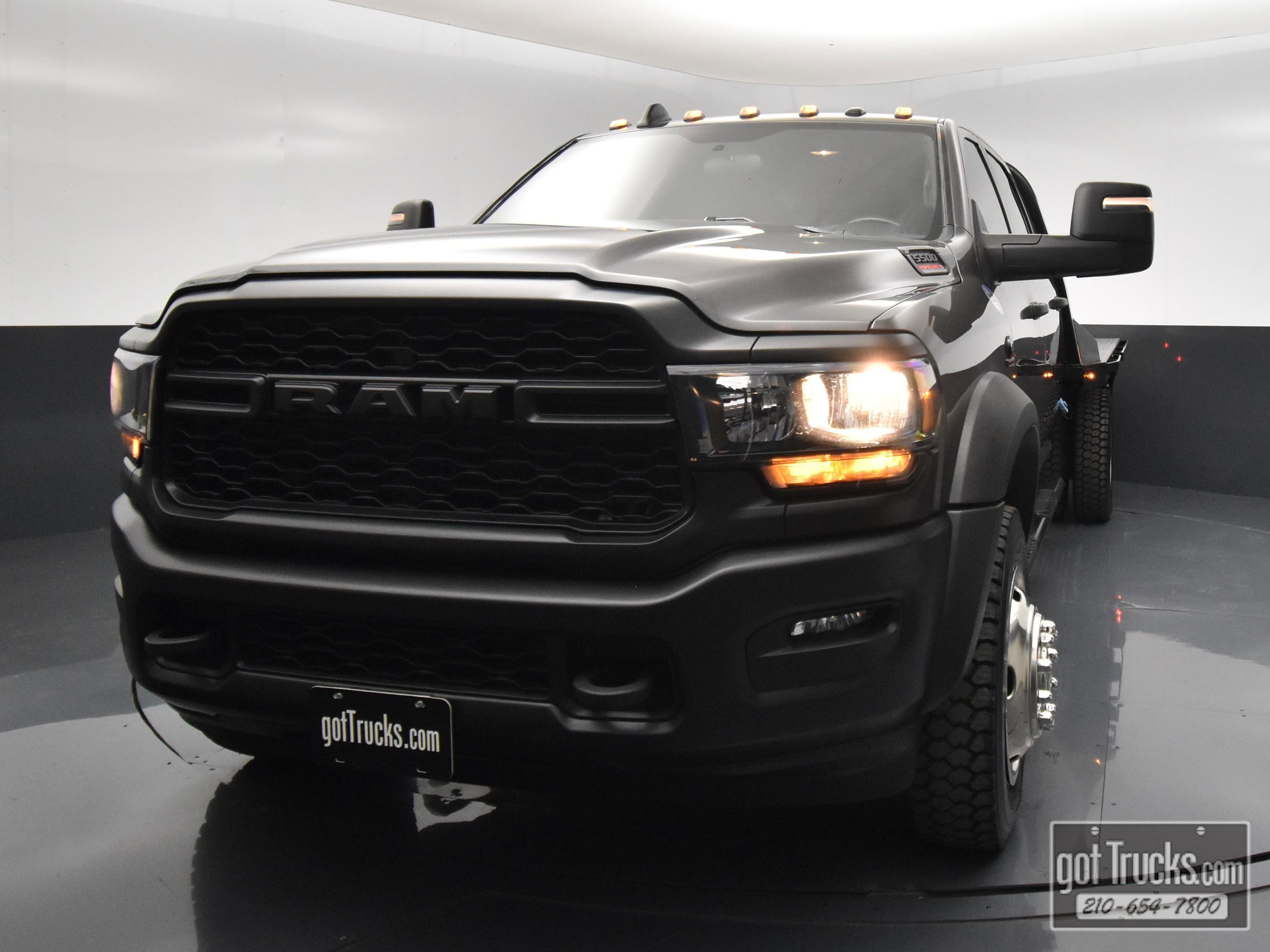 Used 2023 RAM 5500 Tradesman AWD/4WD image 48