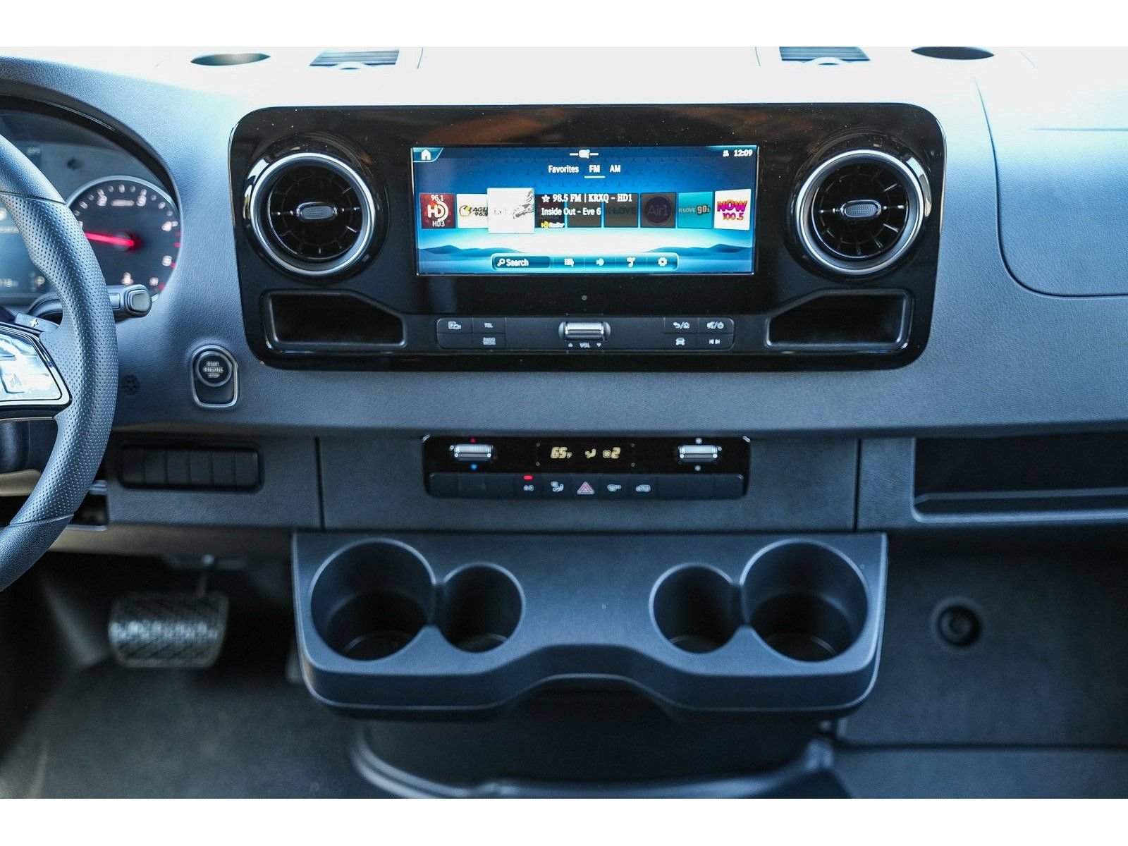 New 2026 Mercedes-Benz Sprinter 2500 image 13