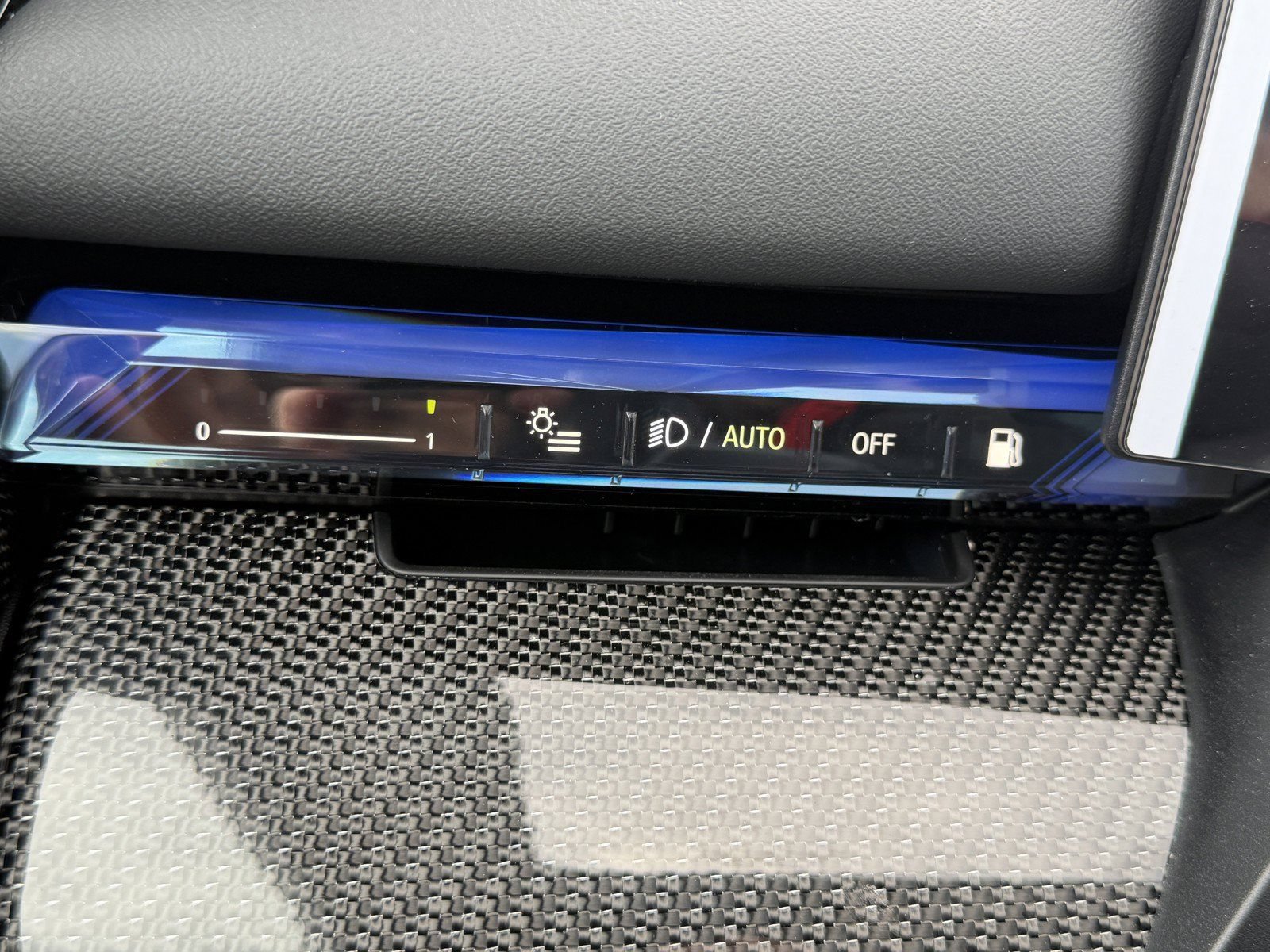 New 2027 BMW M5 Touring AWD/4WD image 29
