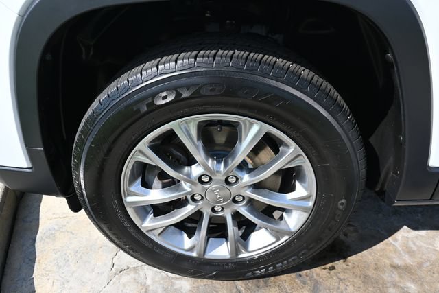Used 2020 Jeep Cherokee Latitude Lux w/ Quick Order Package 26H Lux AWD/4WD image 10