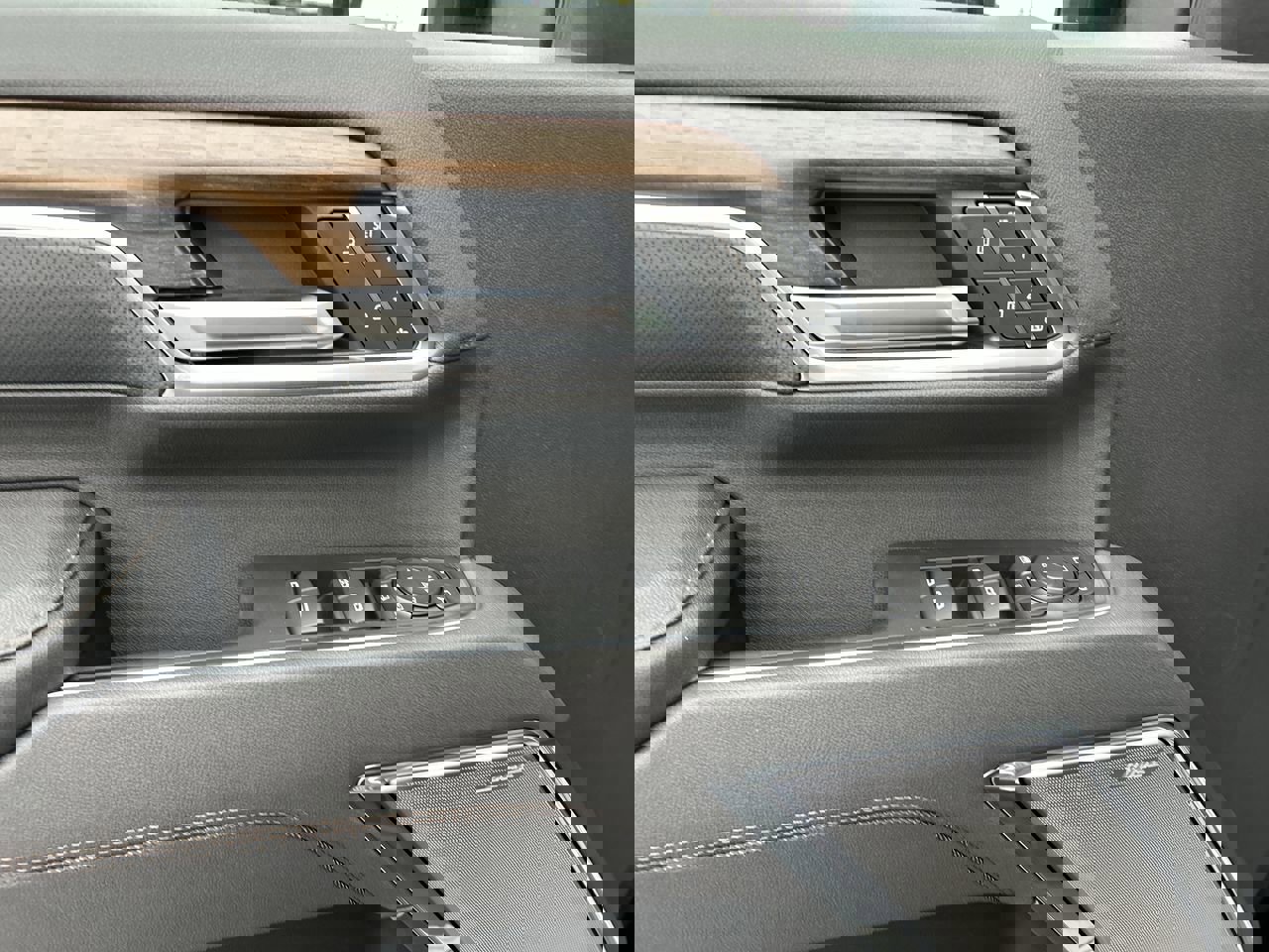 New 2026 Chevrolet Silverado 3500 High Country w/ Technology Package image 21