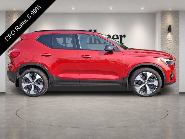 Certified 2023 Volvo XC40 B5 Plus w/ Driver Assist Package AWD/4WD image 9