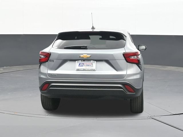 Used 2024 Chevrolet Trax LS FWD image 10