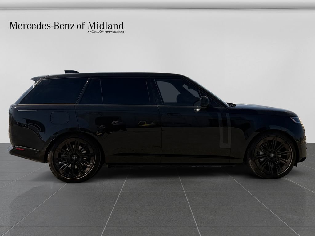 Used 2025 Land Rover Range Rover Long Wheelbase SE image 8