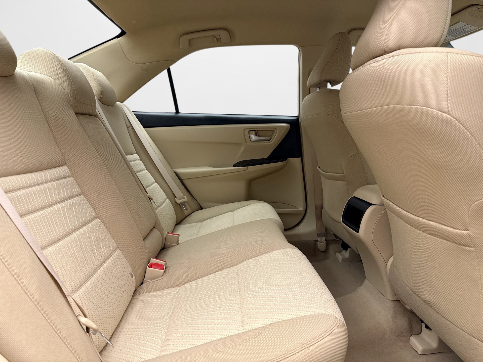 Used 2017 Toyota Camry LE FWD image 17