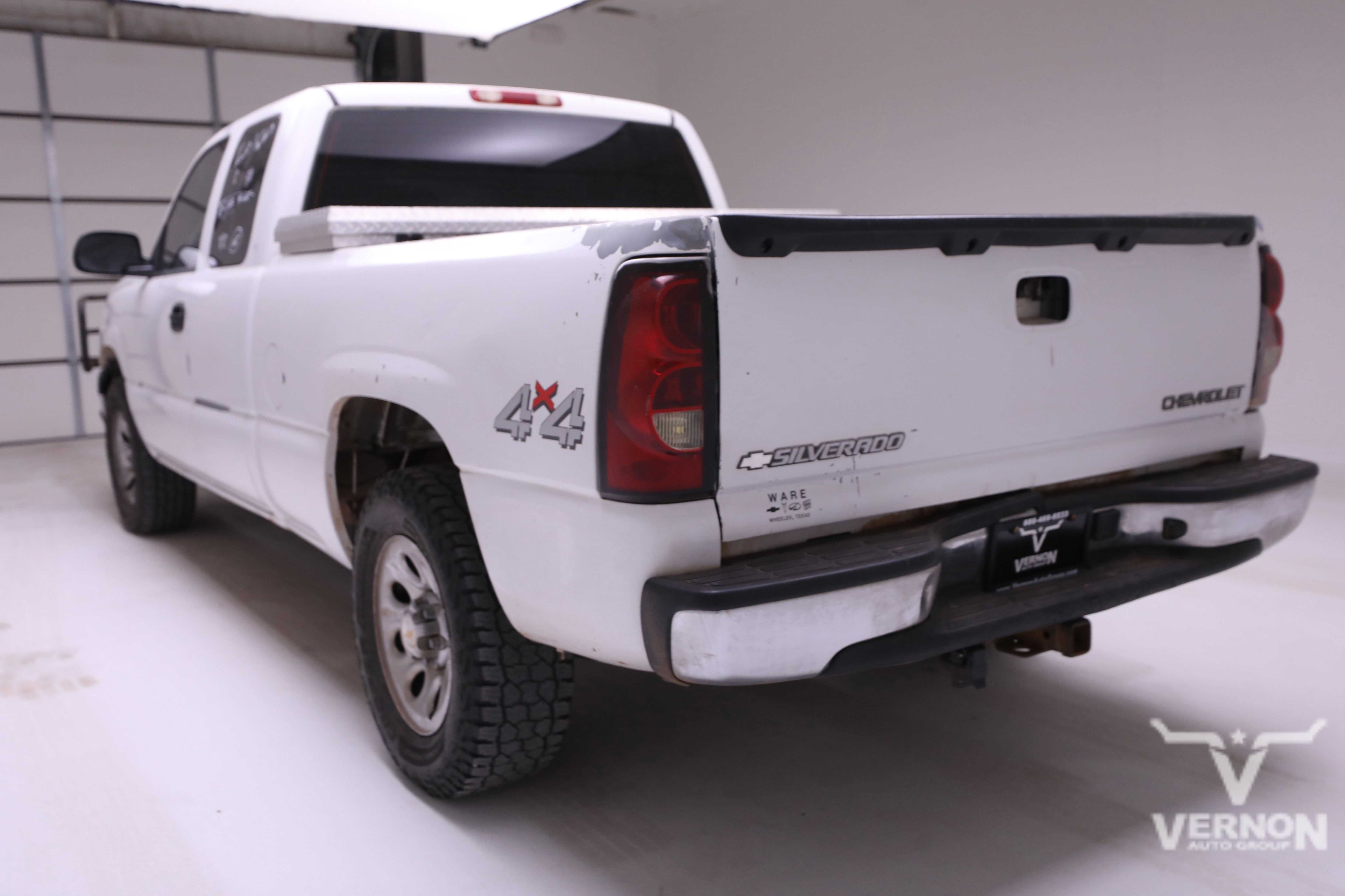 Used 2004 Chevrolet Silverado 1500 4x4 Extended Cab image 2