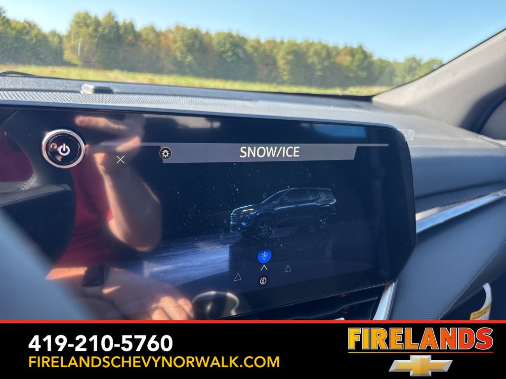 New 2026 Chevrolet Equinox LT w/ LPO, Floor Liner Package image 21