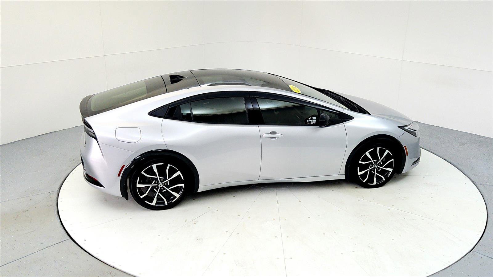 Certified 2024 Toyota Prius Prime image 18