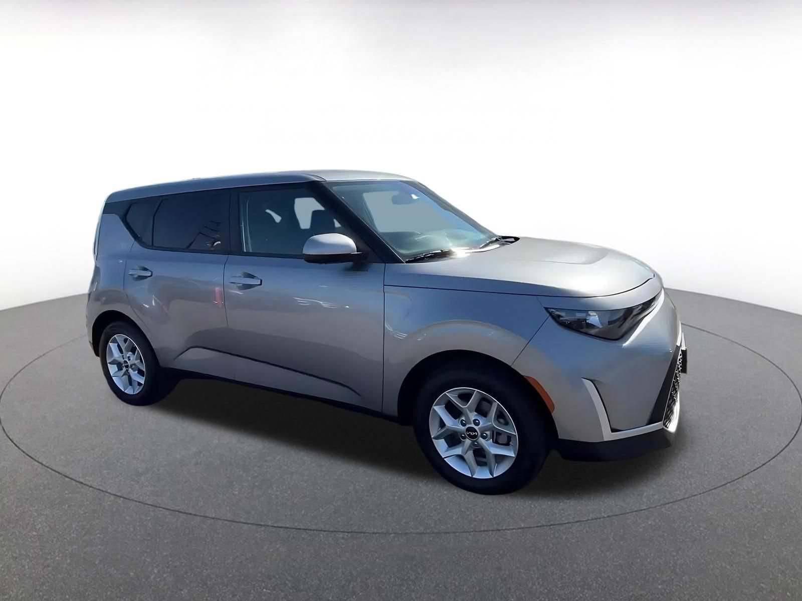 Used 2025 Kia Soul LX w/ LX Technology Package FWD video 2