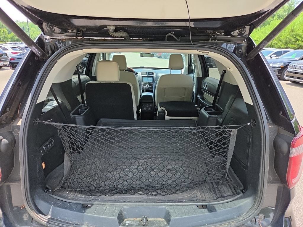 Used 2018 Ford Explorer Platinum AWD/4WD image 9