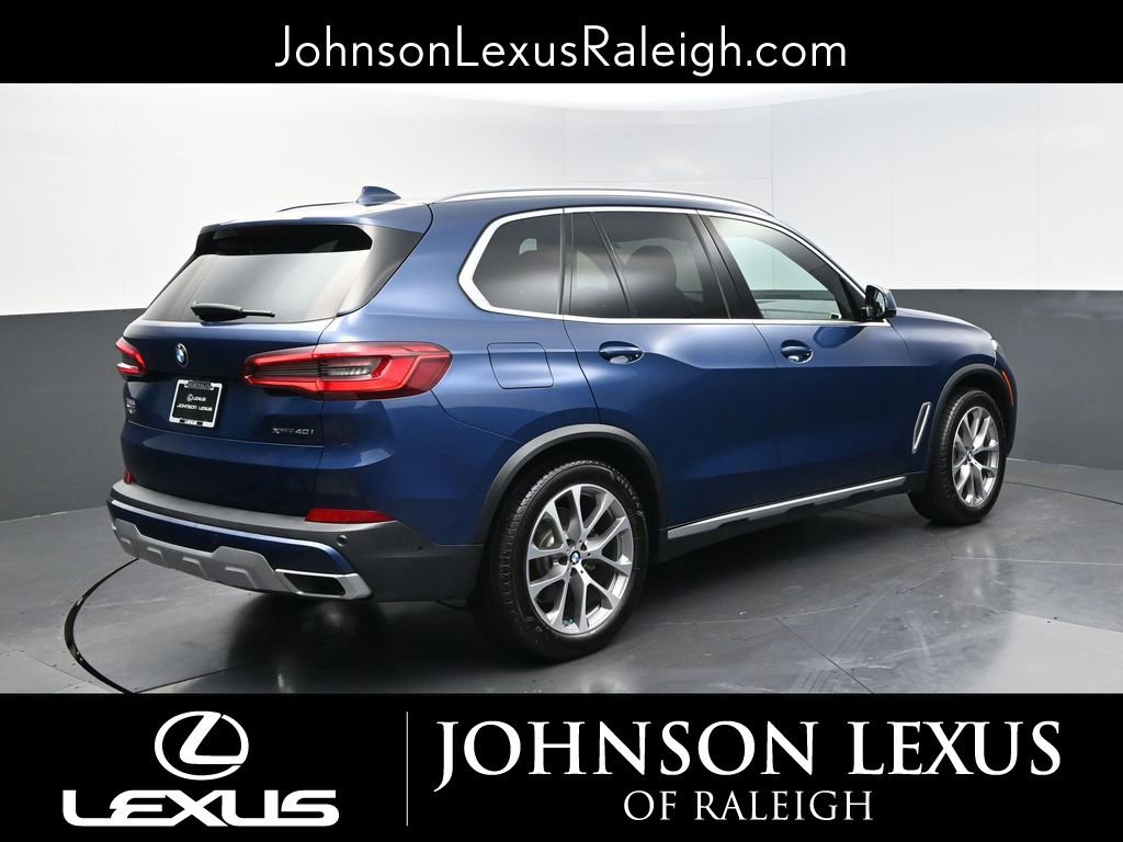 Used 2019 BMW X5 xDrive40i w/ Convenience Package AWD/4WD image 3