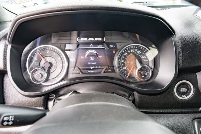 Used 2025 RAM 1500 Big Horn AWD/4WD image 18