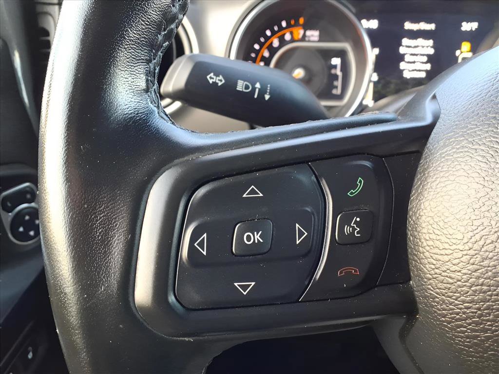 Used 2022 Jeep Gladiator Willys image 16