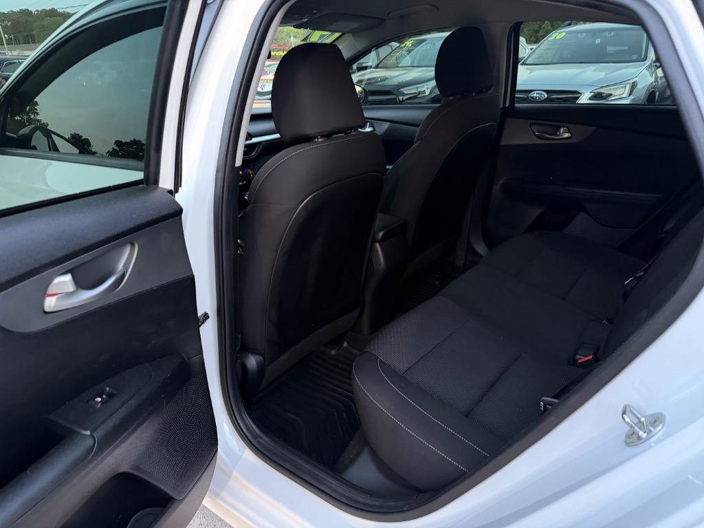 Used 2019 Kia Forte LXS image 6