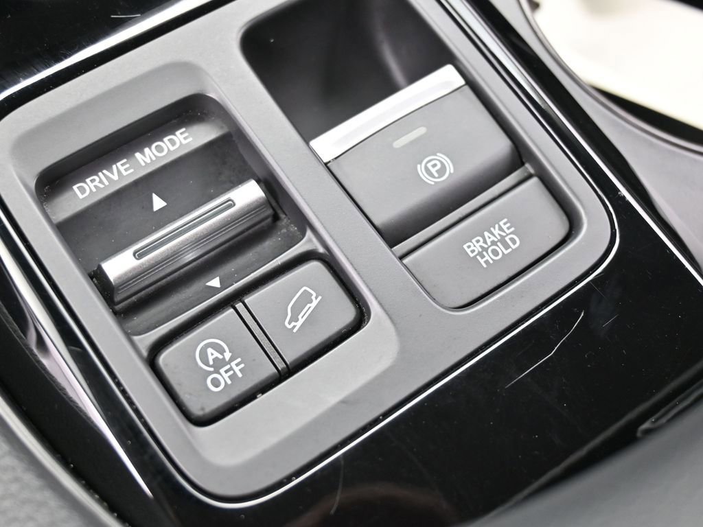 Used 2025 Honda Pilot EX-L image 29