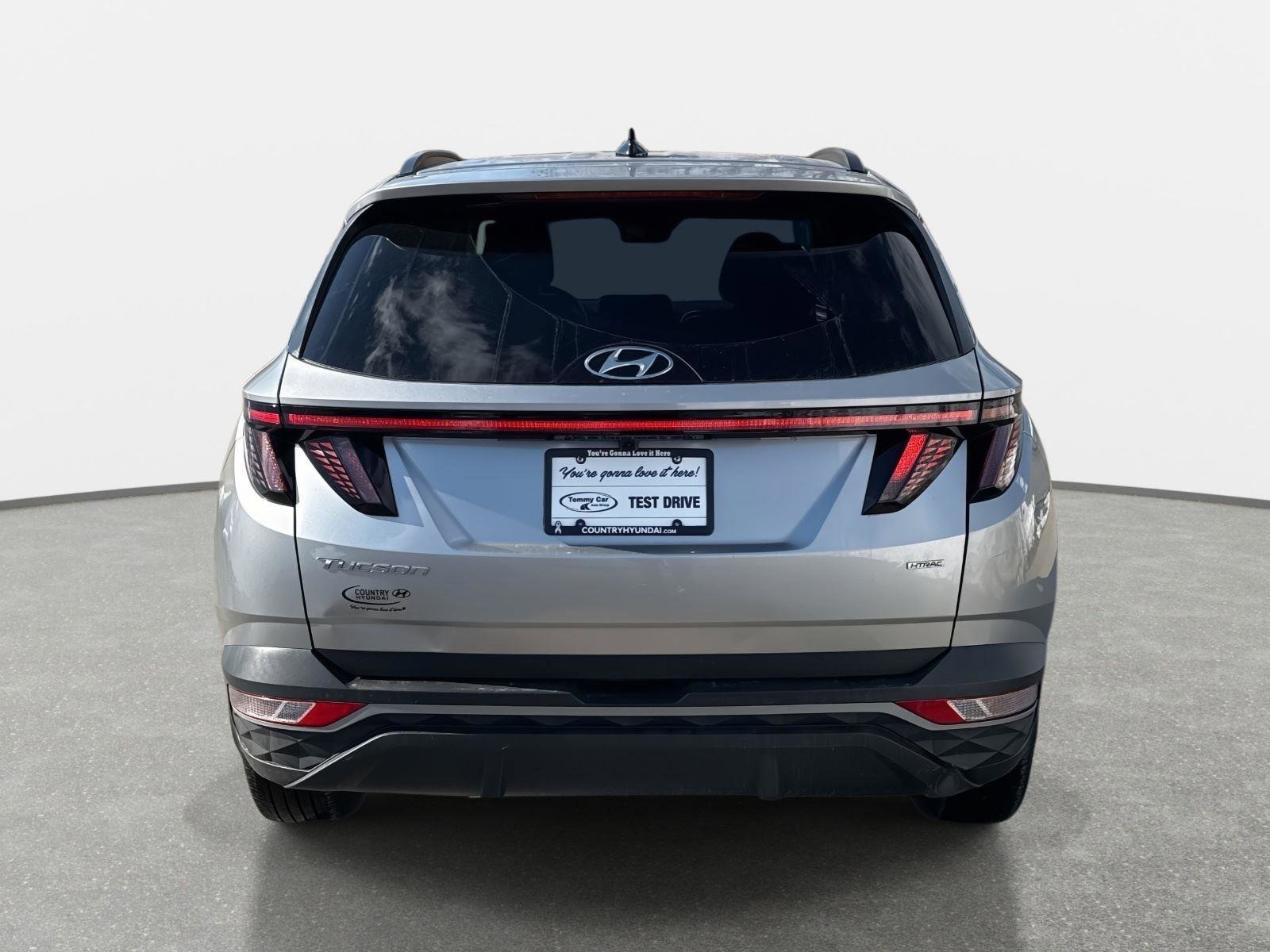 Used 2023 Hyundai Tucson SEL w/ Winter Package image 6