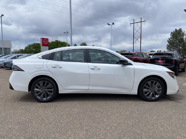 New 2026 Nissan Sentra SL w/ Floor Mat Package FWD image 6
