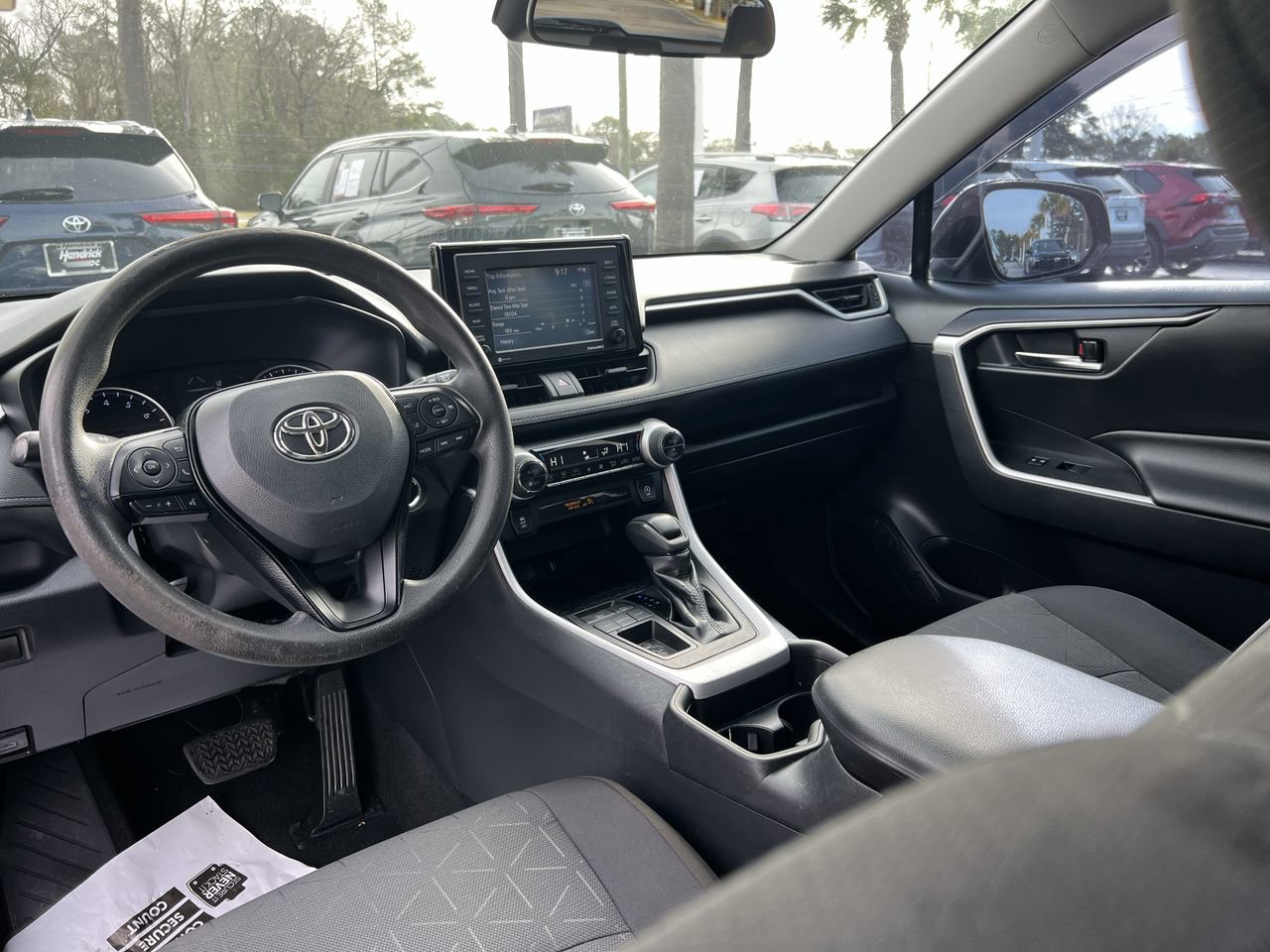 Used 2021 Toyota RAV4 XLE image 30