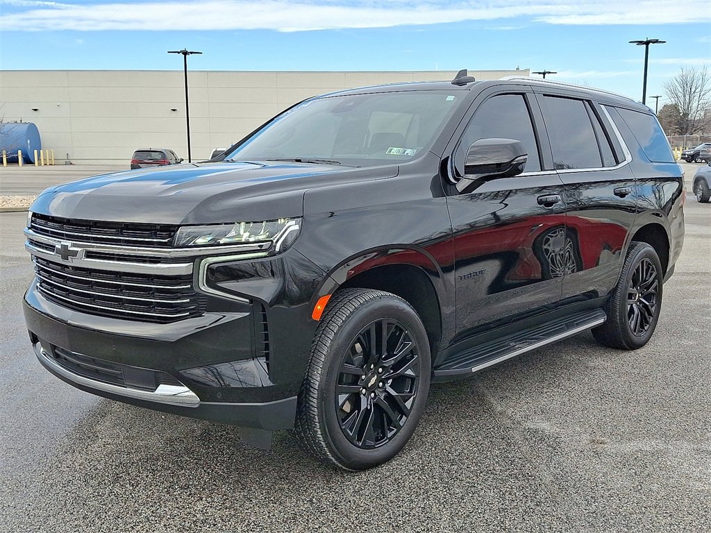 Used 2024 Chevrolet Tahoe LT w/ Luxury Package image 6