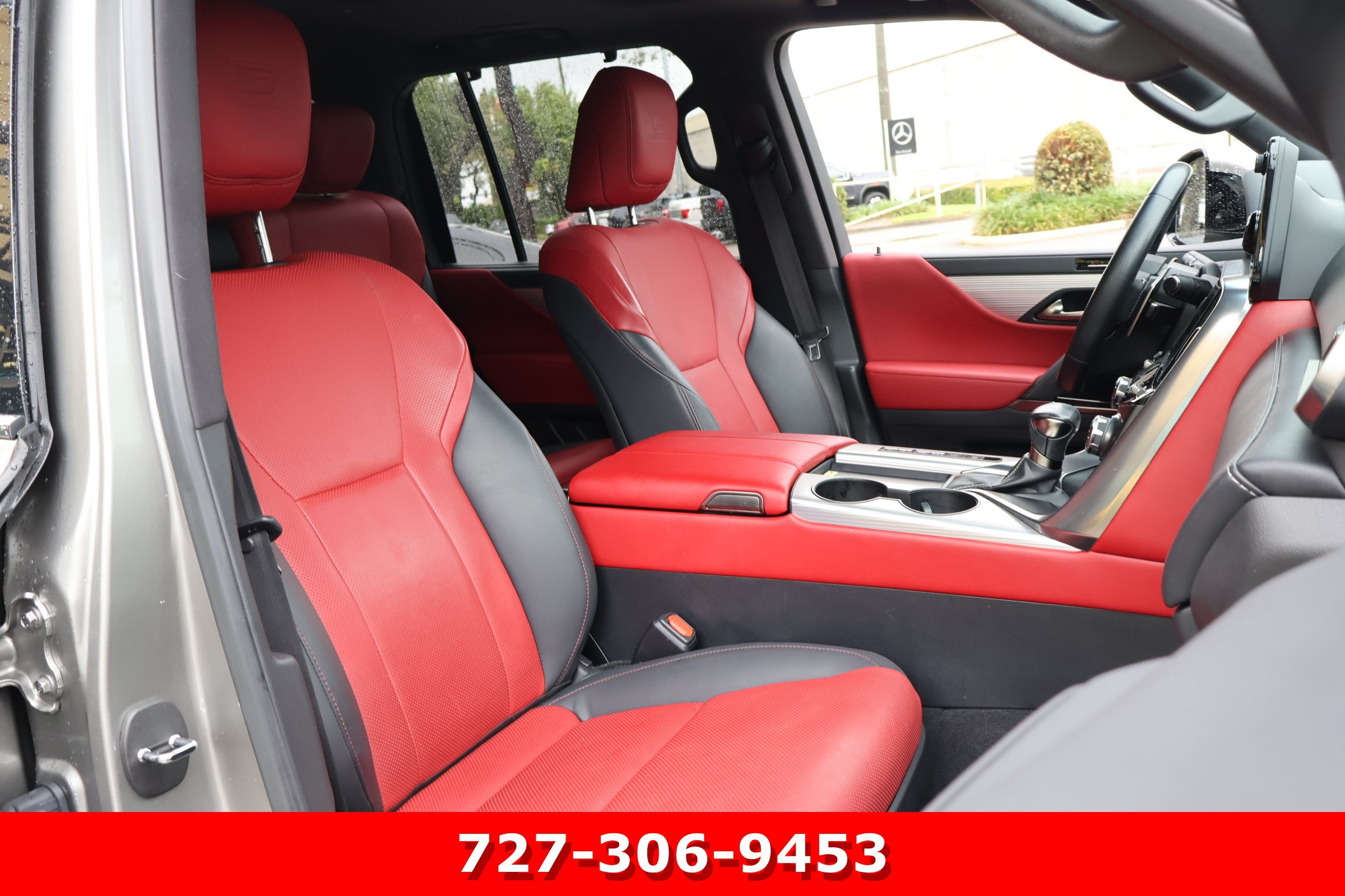 Used 2022 Lexus LX 600 F Sport w/ Accessory Package (Z1) AWD/4WD image 24