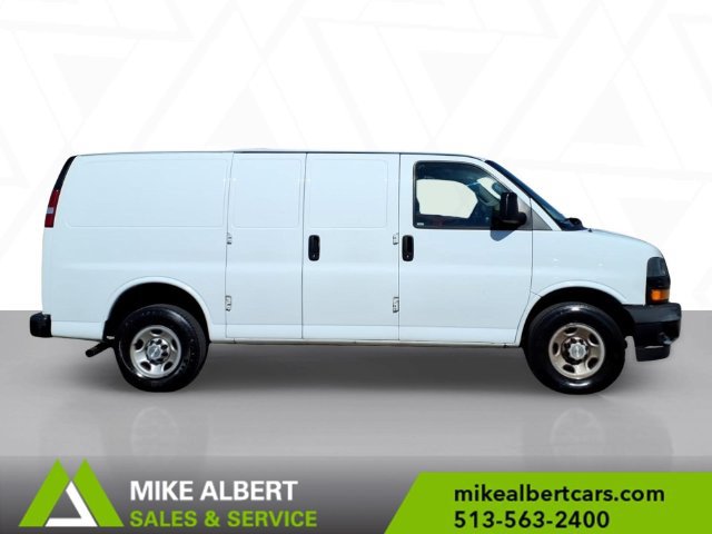 Used 2019 Chevrolet Express 2500 w/ Driver Convenience Package RWD image 8