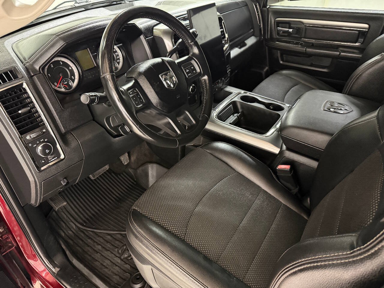 Used 2018 RAM 2500 Lone Star w/ Sport Appearance Group AWD/4WD image 38