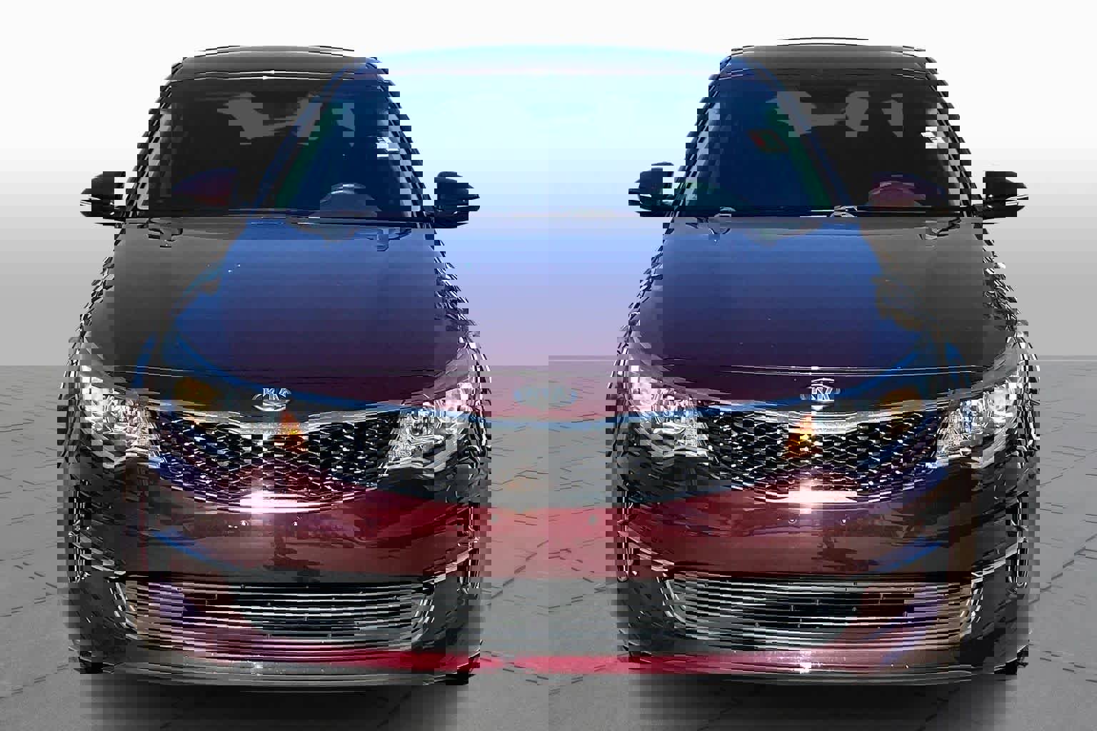 Used 2018 Kia Optima LX image 3