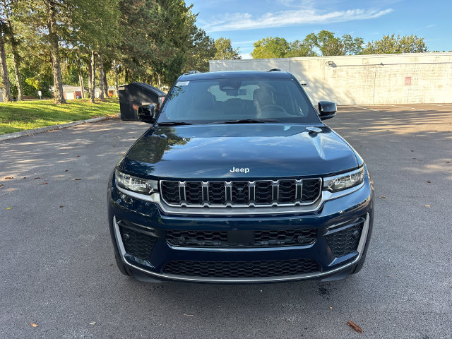 New 2027 Jeep Grand Cherokee Limited w/ Technology Group II AWD/4WD image 9