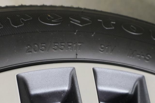 Used 2024 Nissan Kicks SV w/ Interior Electronics Package image 39