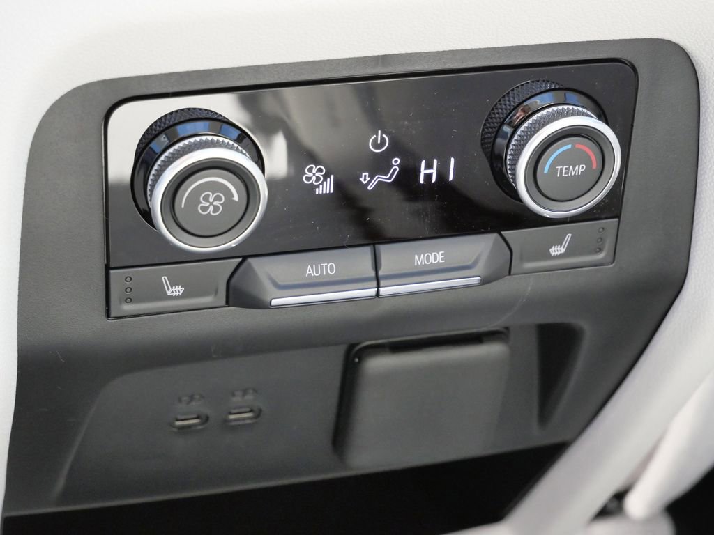 New 2026 Buick Enclave Avenir w/ Super Cruise Package AWD/4WD image 43